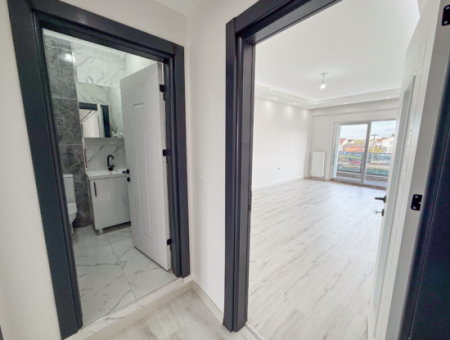 2 1 Luxuswohnung Zu Mieten Mit Separater Küche In Einem Komplex Mit Pool