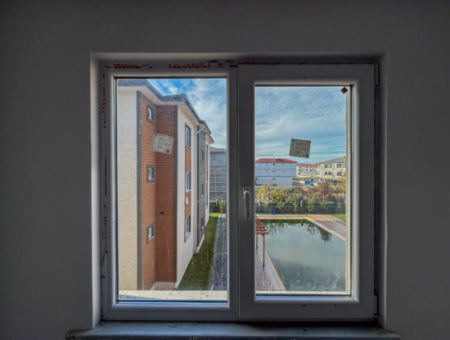 2 1 Luxuswohnung Zu Mieten Mit Separater Küche In Einem Komplex Mit Pool