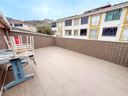 2 1 Duplex Reihenhaus Zur Mietung In Einem Komplex Mit Pool Im Hafen Von Kumbağ