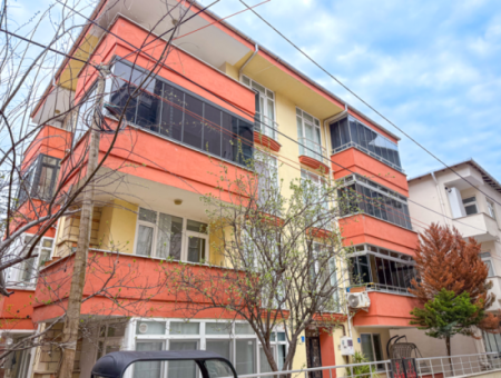 2 1 Wohnungen Zum Verkauf An Einer Zentralen Lage In Kumbağ, Sehr Nahe Am Meer.