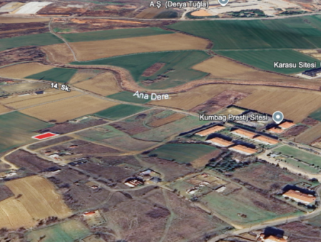 Grundstück Zum Verkauf Mit Einer Wohnzonierung Von 392 M² In Einer Sich Schnell Entwickelnden Region In Kumbağ