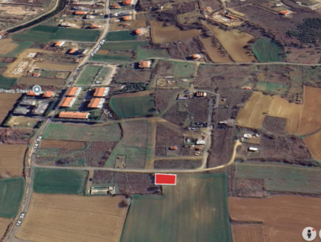 Grundstück Zum Verkauf Mit Einer Wohnzonierung Von 392 M² In Einer Sich Schnell Entwickelnden Region In Kumbağ