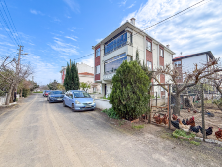 1 1 Wohnung Zum Verkauf In Einem Wohngebäude In Der Nähe Des Gündal-Strandes In Kumbağ