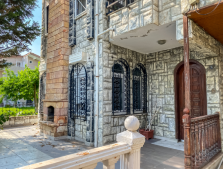Triplex 4 1 Villa Zum Verkauf Mit Steinverkleidung Am Meer, In Kumbağ