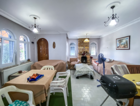 Triplex 4 1 Villa Zum Verkauf Mit Steinverkleidung Am Meer, In Kumbağ
