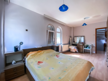 Triplex 4 1 Villa Zum Verkauf Mit Steinverkleidung Am Meer, In Kumbağ