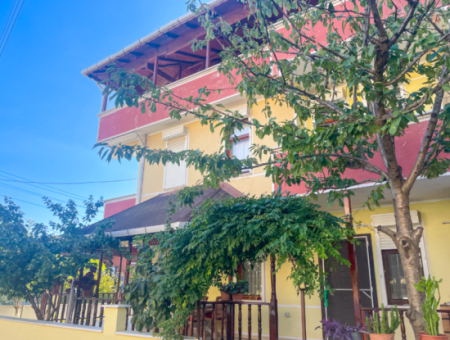 Kumbağ Triplex Zum Verkauf Mit Gartensiedlung Nahe Dem Meer 4 1 Villa