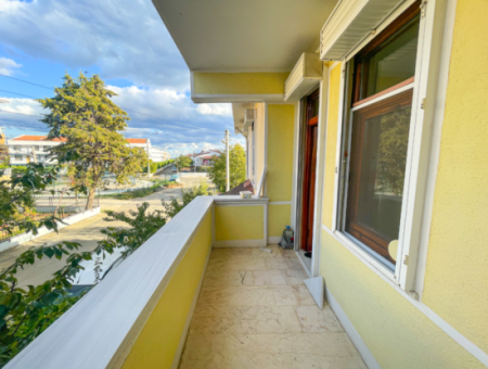 Kumbağ Triplex Zum Verkauf Mit Gartensiedlung Nahe Dem Meer 4 1 Villa