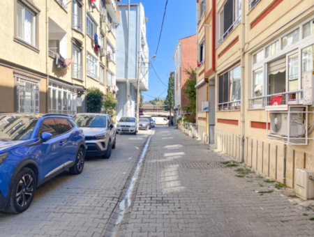 Voll Möblierte Wohnung Zu Mieten 2 1 Wohnungen Mit Aufzug An Der Zentralen Lage Von Kumbağ