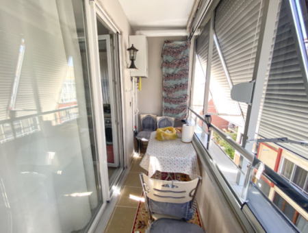 Voll Möblierte Wohnung Zu Mieten 2 1 Wohnungen Mit Aufzug An Der Zentralen Lage Von Kumbağ