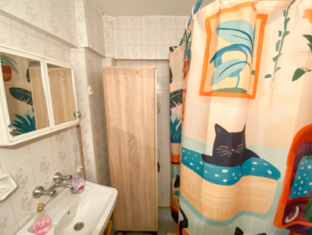 2 1 Wohnung Zur Vermietung, Möbliert Mit Meerblick In Der Zentralen Lage Von Kumbağ