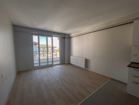 Luxuriöse 2-1-Wohnung Zur Mietung In Einem Komplex Mit Pool Nahe Dem Meer In Kumbağ