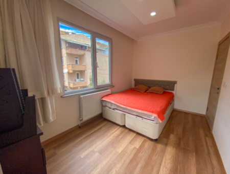 Kumbağ 2 1 Wohnung Zum Verkauf In Einem Wohnhaus Mit Aufzug Nahe Dem Meer