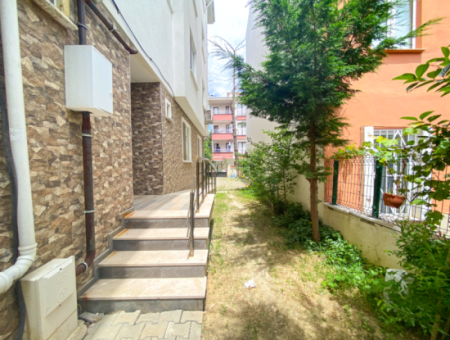 Kumbağ 2 1 Wohnung Zum Verkauf In Einem Wohnhaus Mit Aufzug Nahe Dem Meer