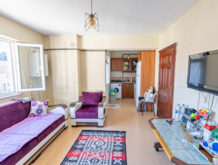 2 1 Wohnungen Zum Verkauf In Der Kumbağ Marktstrasse, Nahe Der Strasse Und Dem Meer