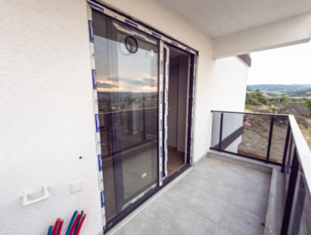 2 1 Wohnung Zum Verkauf Mit Meer- Und Naturblick Auf Einem Gelände Mit Kumbağ-Pool