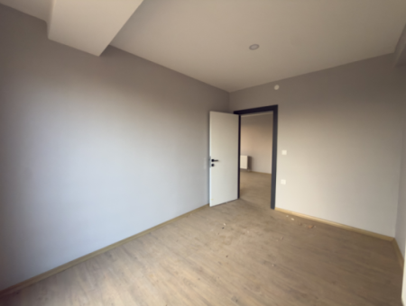 2 1 Wohnung Zum Verkauf Mit Meer- Und Naturblick Auf Einem Gelände Mit Kumbağ-Pool