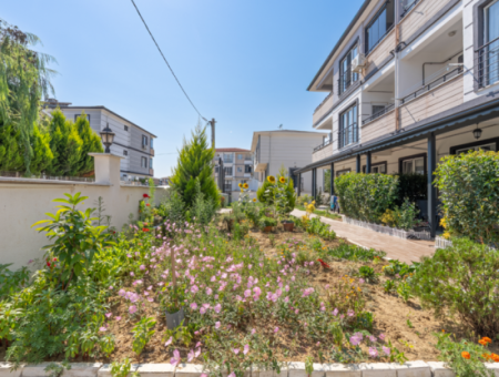 1 1 Wohnung Zum Verkauf In Einem Neuen Gebäude Mit Siedlung In Kumbağ, Nahe Der Strasse