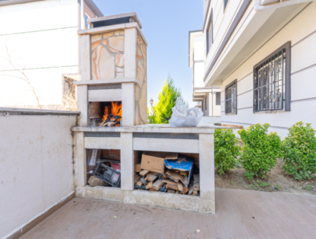 1 1 Wohnung Zum Verkauf In Einem Neuen Gebäude Mit Siedlung In Kumbağ, Nahe Der Strasse