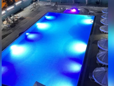 2 1 Wohnungen Zur Mietung Auf Einem Zentral Gelegenen Gelände Mit Pool In Kumbağ