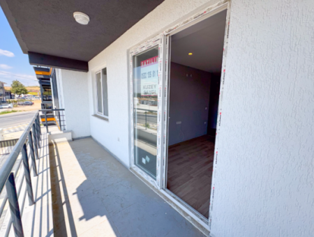 Luxus 2 1 Wohnungen Zum Verkauf In Kumbag Sea Side Komplex Mit Pool