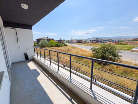 Luxus 2 1 Wohnungen Zum Verkauf In Kumbag Sea Side Komplex Mit Pool