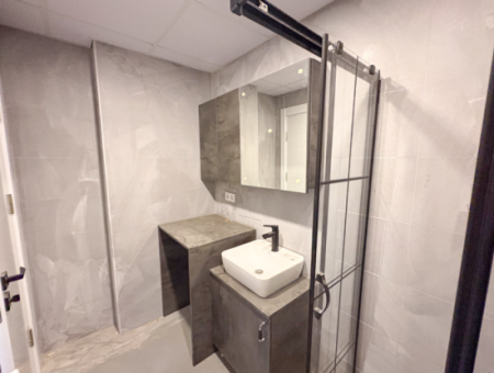 Luxus 2 1 Wohnungen Zum Verkauf In Kumbag Sea Side Komplex Mit Pool