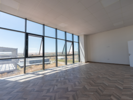 Produktionsanlage, Die Für Die Lebensmittelproduktion In Rauchfreier Industriezone Geeignet Ist.