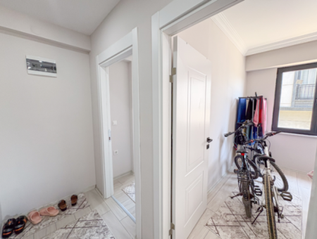 Möblierte Luxuriöse 2:1 Wohnungen Zur Mietung Gegenüber Dem Park In Kumbağ