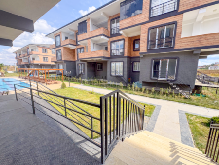 2 1 Wohnungen Zum Verkauf In Ova Kent 2 Komplex Mit Luxus-Pool In Kumbağ