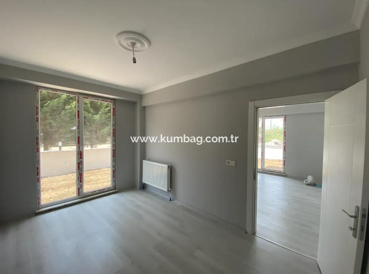 Kumbağ Geniş Bahçeli Yeni Binada Doğalgazlı Kiralık 1+1