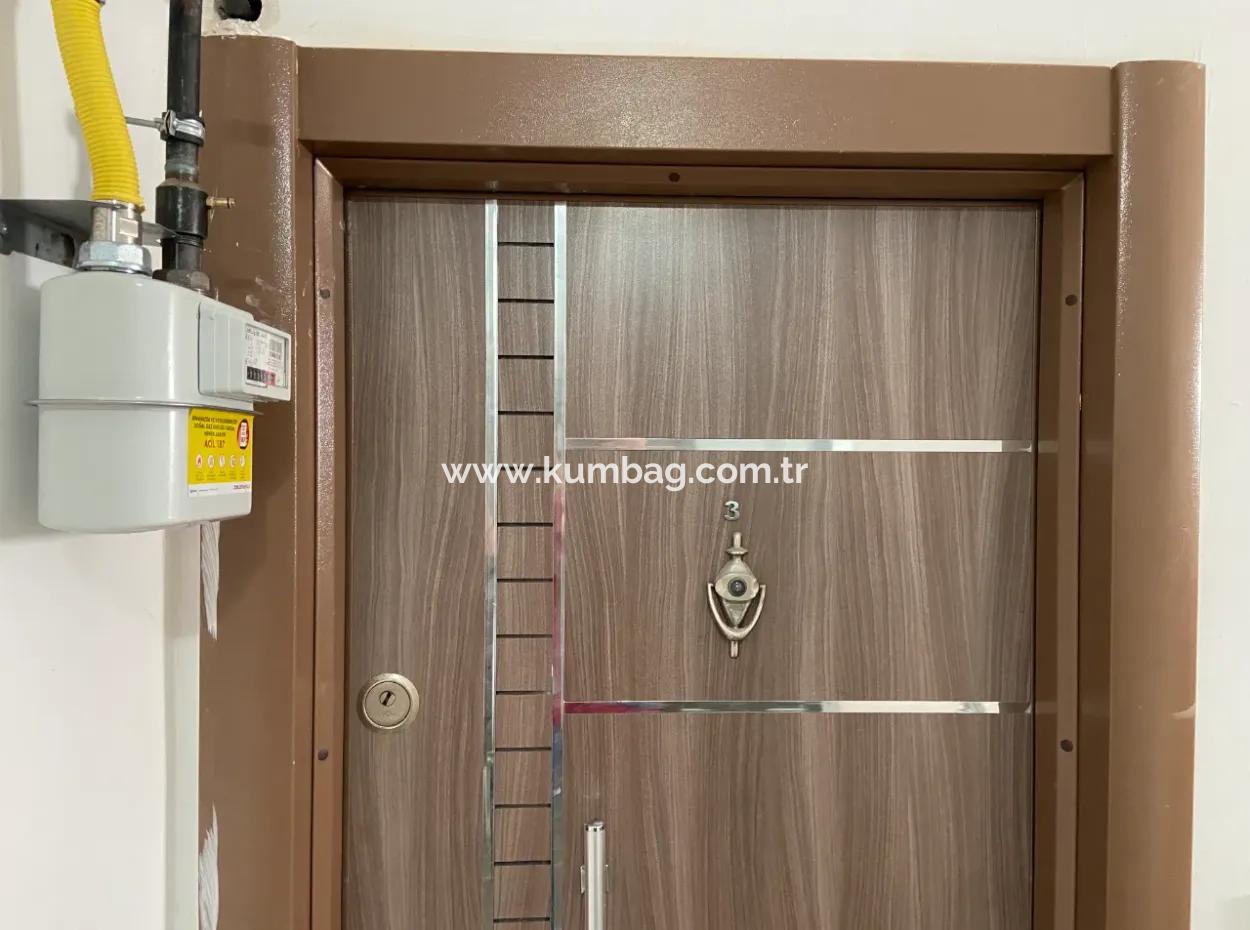 Kumbağ Ana Cadde Üzerinde Aileye Kiralik 2+1 Daire