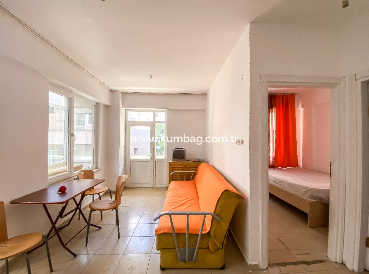 1 1 Corner Apartment For Sale In Kumbağ Centrally Located Close To The Sea