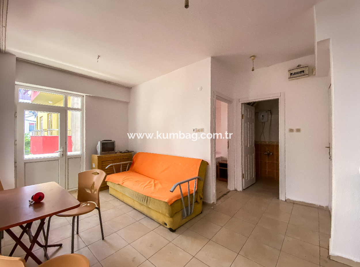 1 1 Corner Apartment For Sale In Kumbağ Centrally Located Close To The Sea