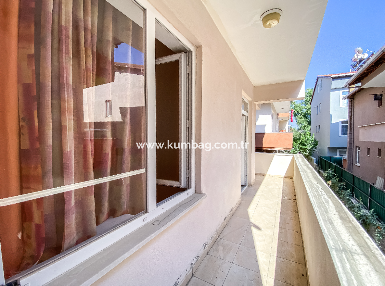 1 1 Corner Apartment For Sale In Kumbağ Centrally Located Close To The Sea