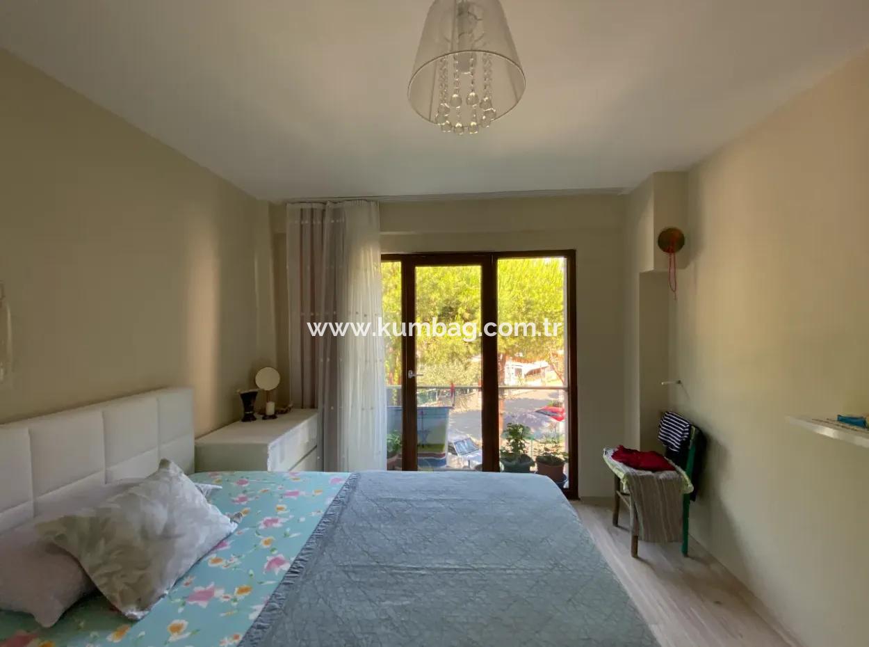 Kumbağ Havuzlu Site İçerisinde Satilik Eşyali 2+1