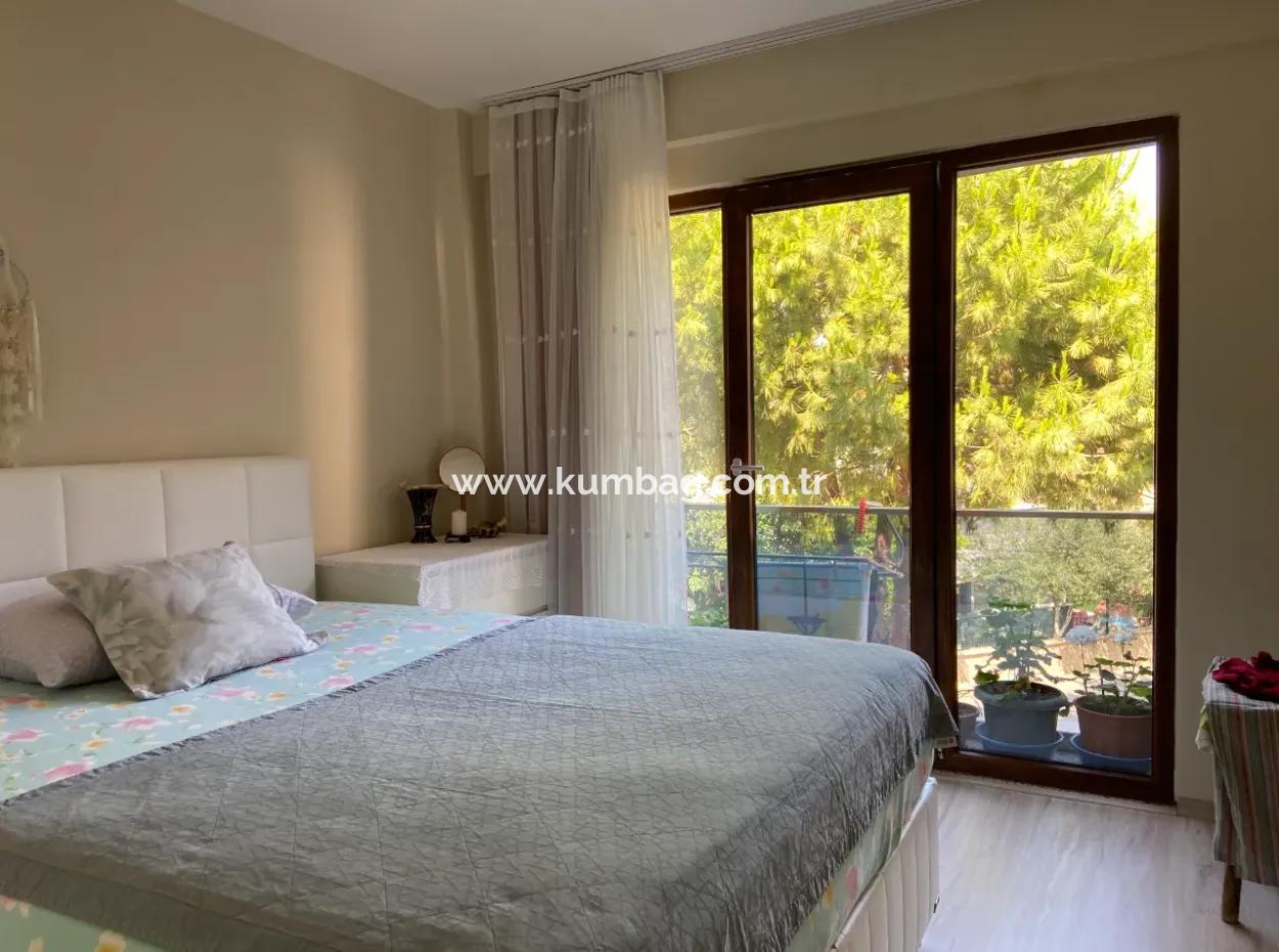 Kumbağ Havuzlu Site İçerisinde Satilik Eşyali 2+1