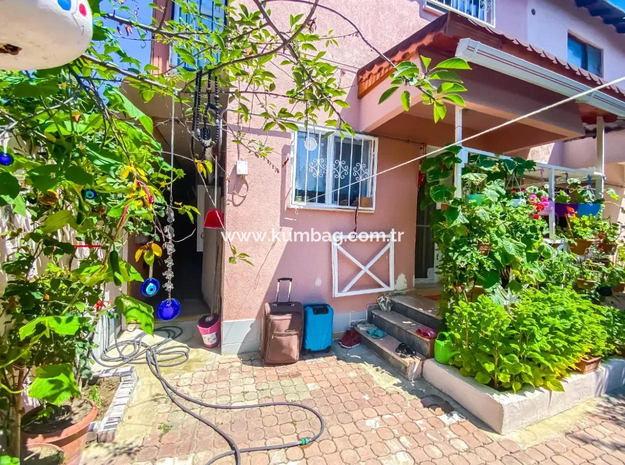 Kumbağ Merkezde Denize Ve Ana Caddeye Sifir Site İçerisinde Kiralik 3+1 Villa