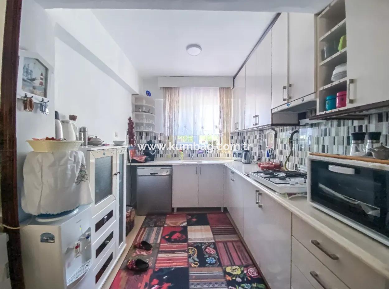 Kumbağ Merkezde Denize Ve Ana Caddeye Sifir Site İçerisinde Kiralik 3+1 Villa
