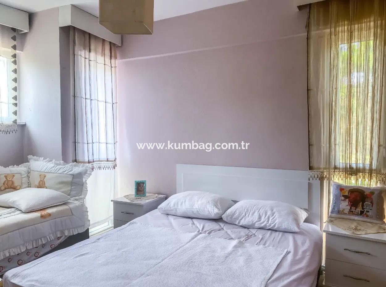 Kumbağ Merkezde Denize Ve Ana Caddeye Sifir Site İçerisinde Kiralik 3+1 Villa