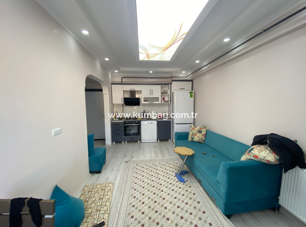 Kumbağ Ana Cadde Üzerinde Kiralik Eşyali 1+1 Daire