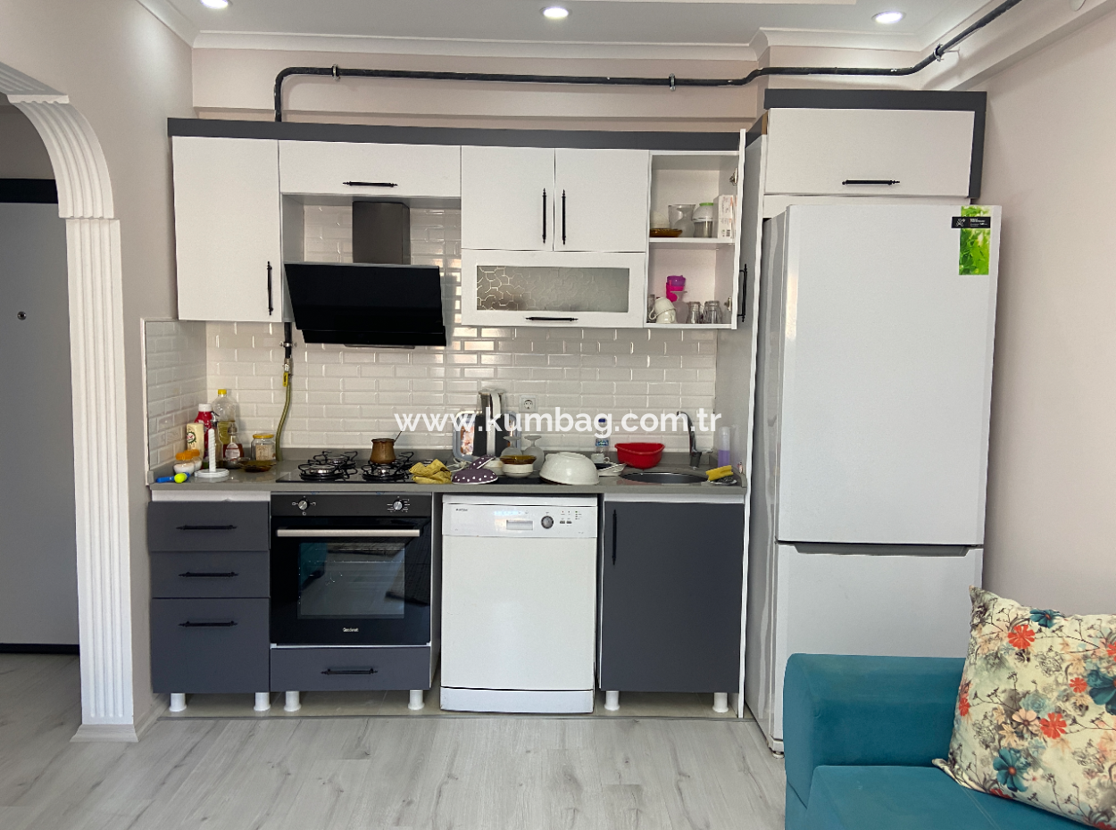 Kumbağ Ana Cadde Üzerinde Kiralik Eşyali 1+1 Daire