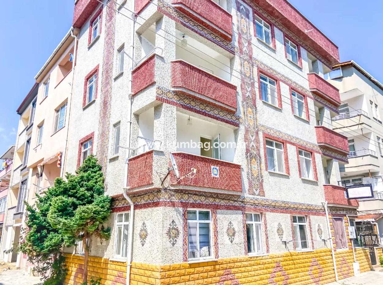 Kumbağ Pazar Sokaği Mevkii Komple Satilik Bina