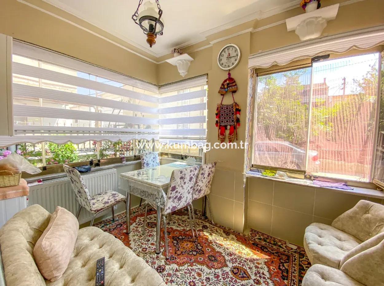 Kumbağ Pazar Sokaği Mevkii Komple Satilik Bina