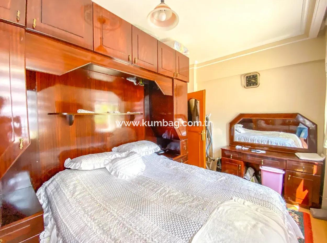 Kumbağ Pazar Sokaği Mevkii Komple Satilik Bina