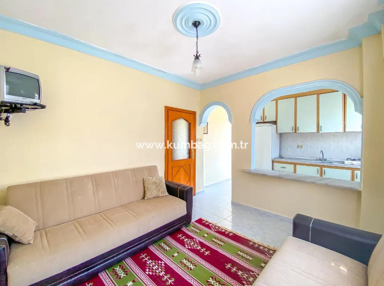 Kumbağ Pazar Sokaği Mevkii Komple Satilik Bina