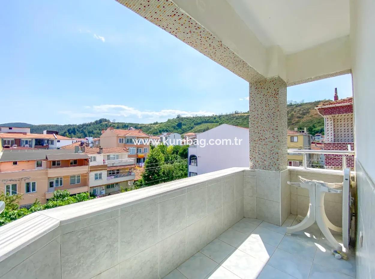 Kumbağ Pazar Sokaği Mevkii Komple Satilik Bina