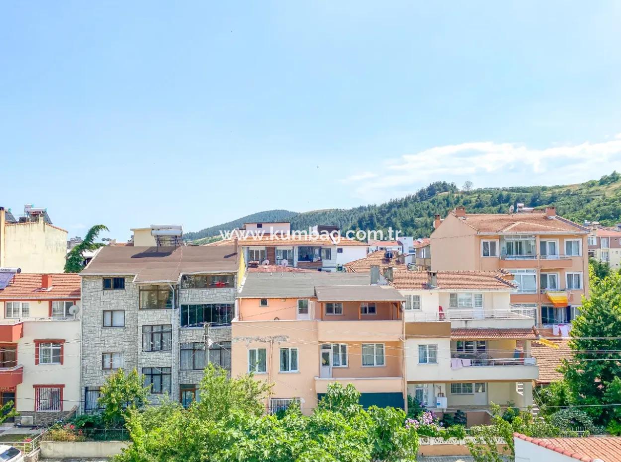 Kumbağ Pazar Sokaği Mevkii Komple Satilik Bina