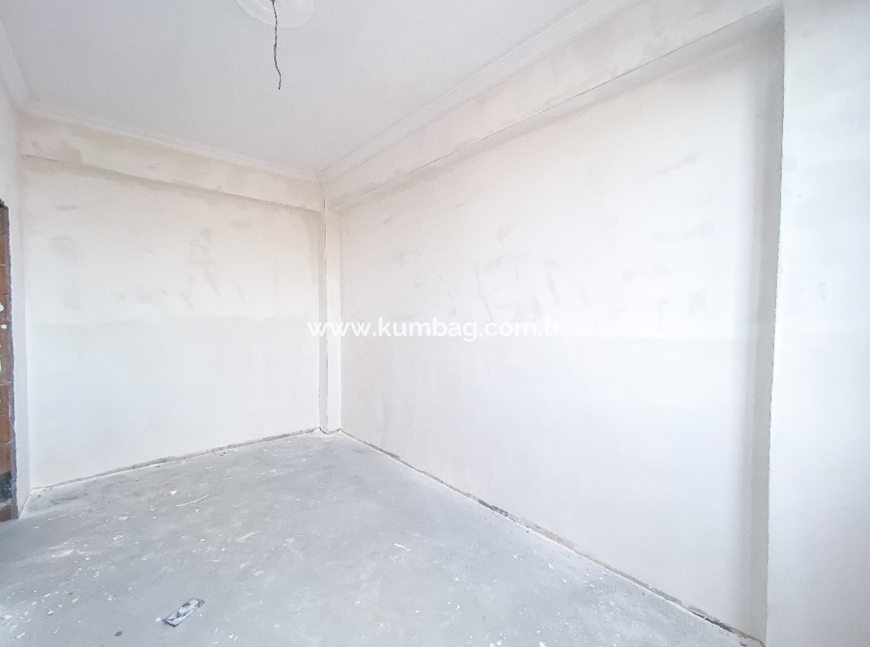 Brand New 2 1 Apartment For Sale In A New Building In Kumbağ, Tekirdag