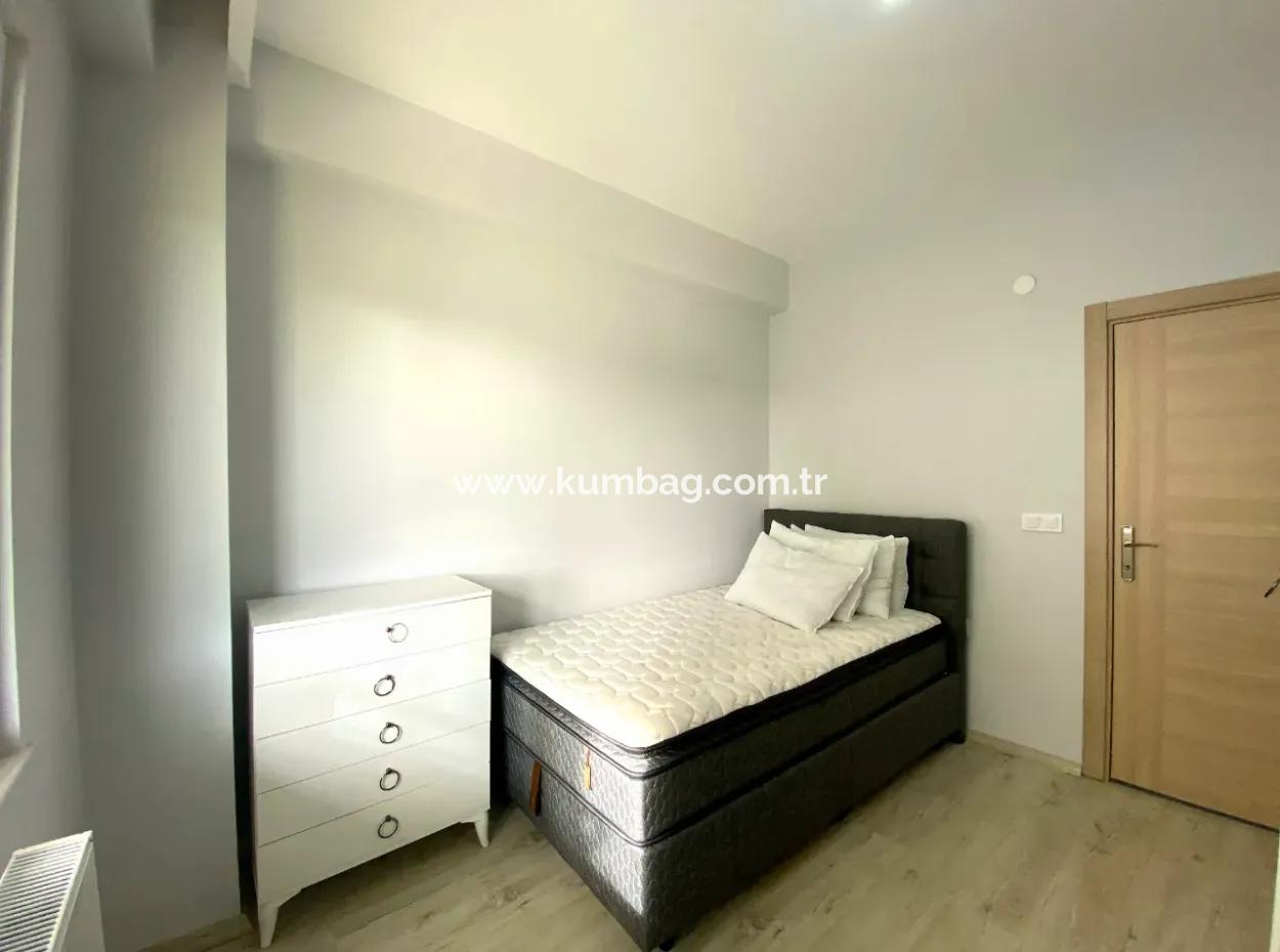 Kumbağ Havuzlu Sitede Bahçeli 1+1 Satilik Daire